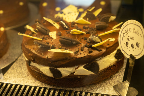 OREO CAKE, 9 inch.