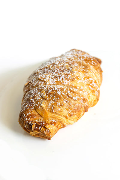 ALMOND CROISSANT