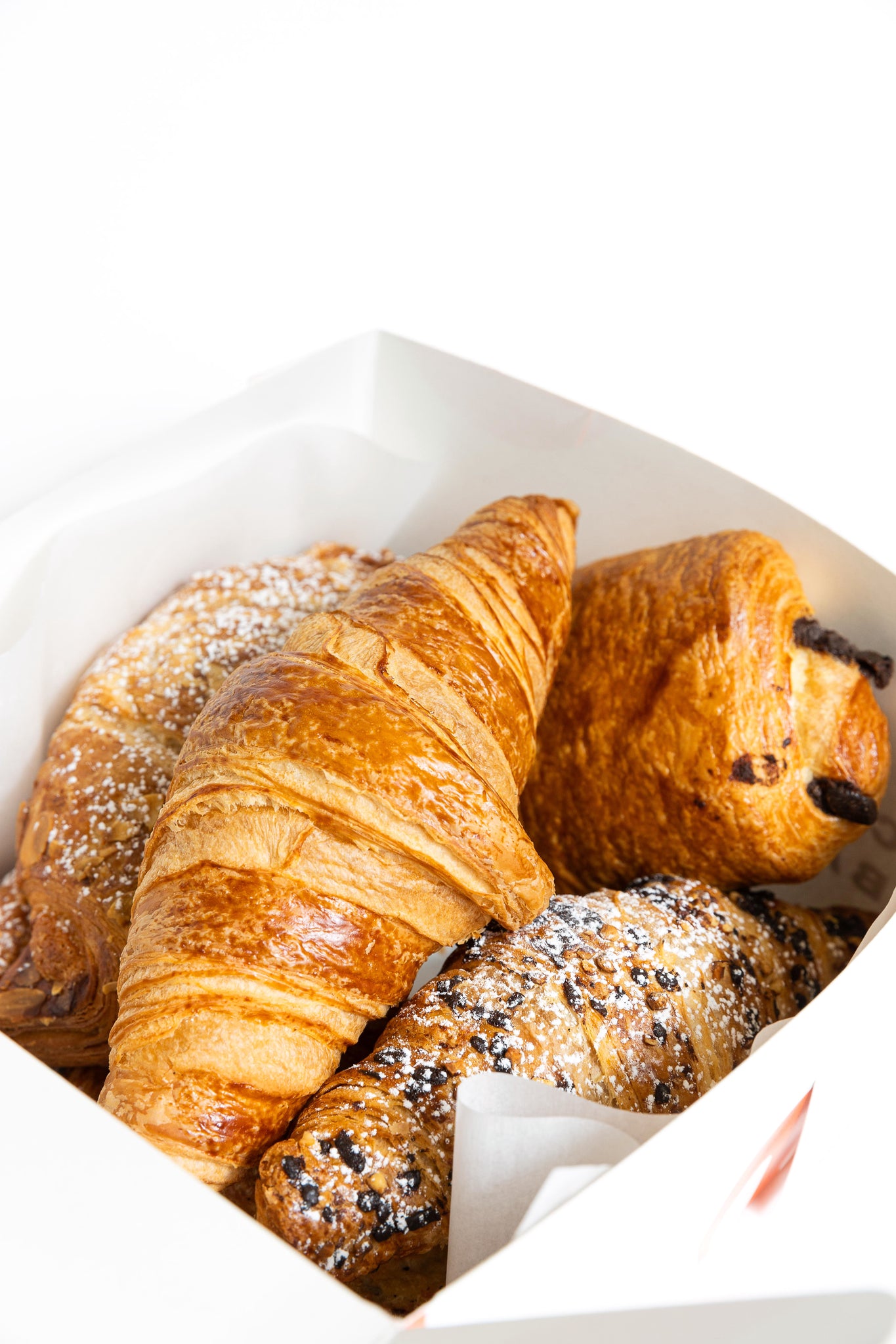 BREAKFAST IN BED Pastry Box