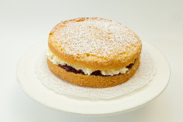 VICTORIA SPONGE 6 inch.